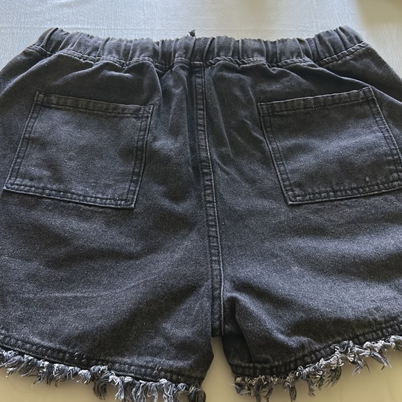 NWT Jean shorts 2xl - Picture 3 of 4
